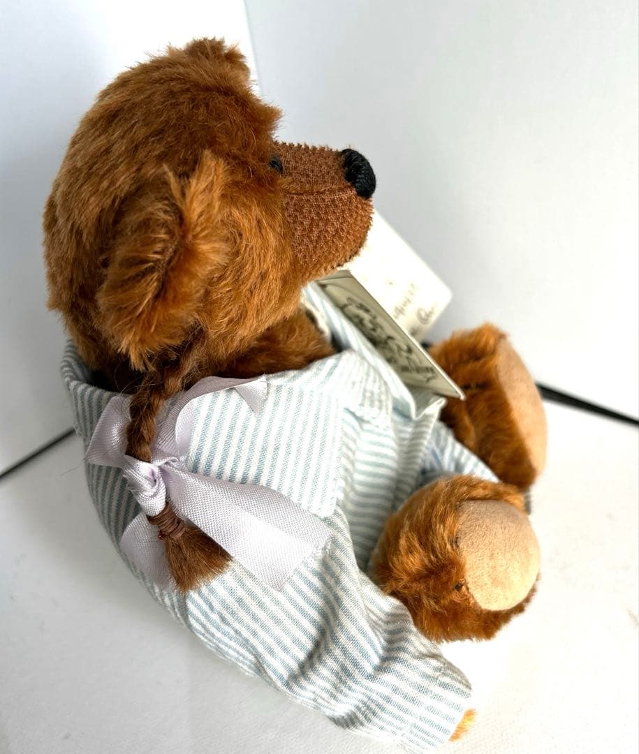 ヴィンテージ　英国テディベア作家　スー￼•クインの作品￼ Sleepy ￼￼