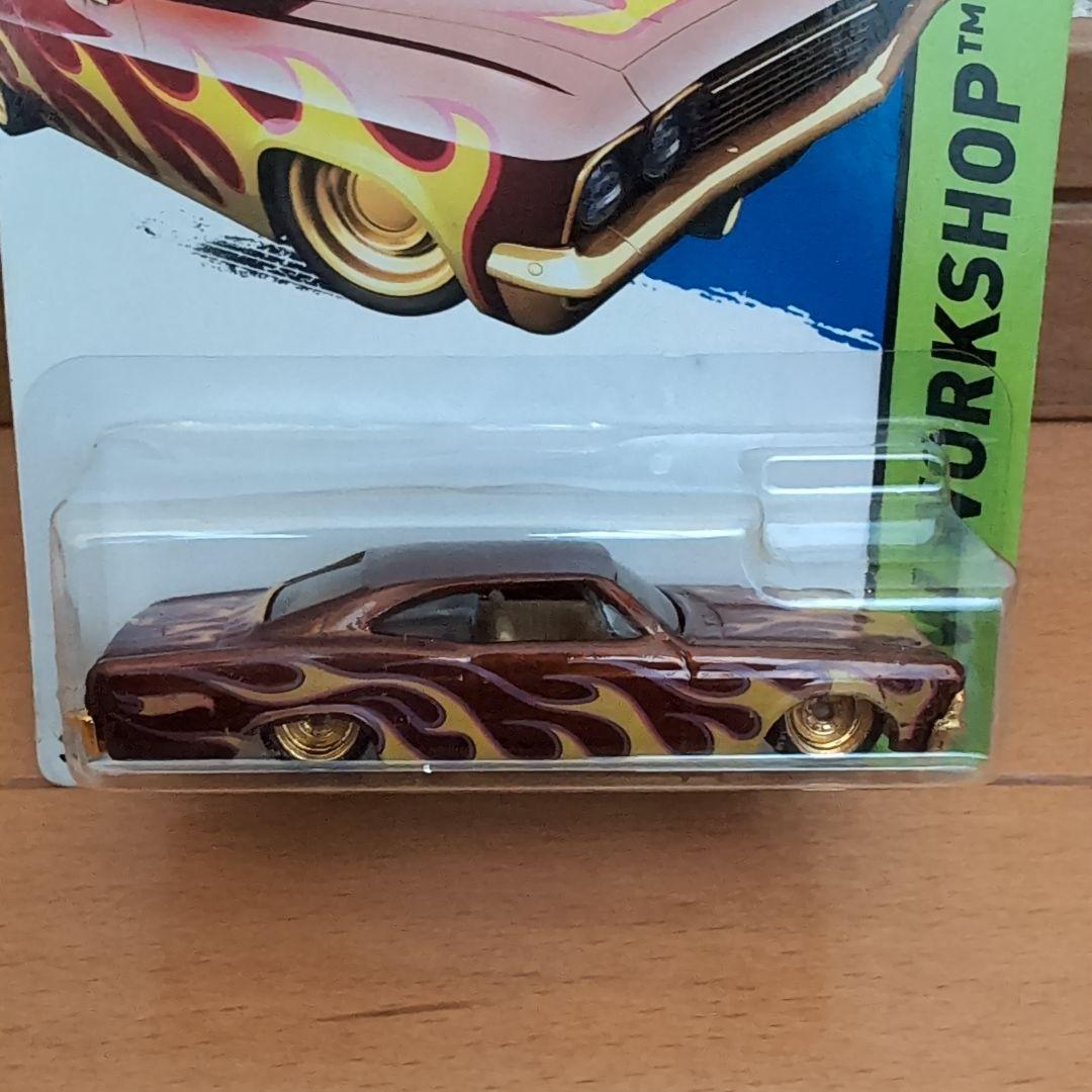 ホットウィール スーパートレジャーハント '64 CHEVY IMPALA