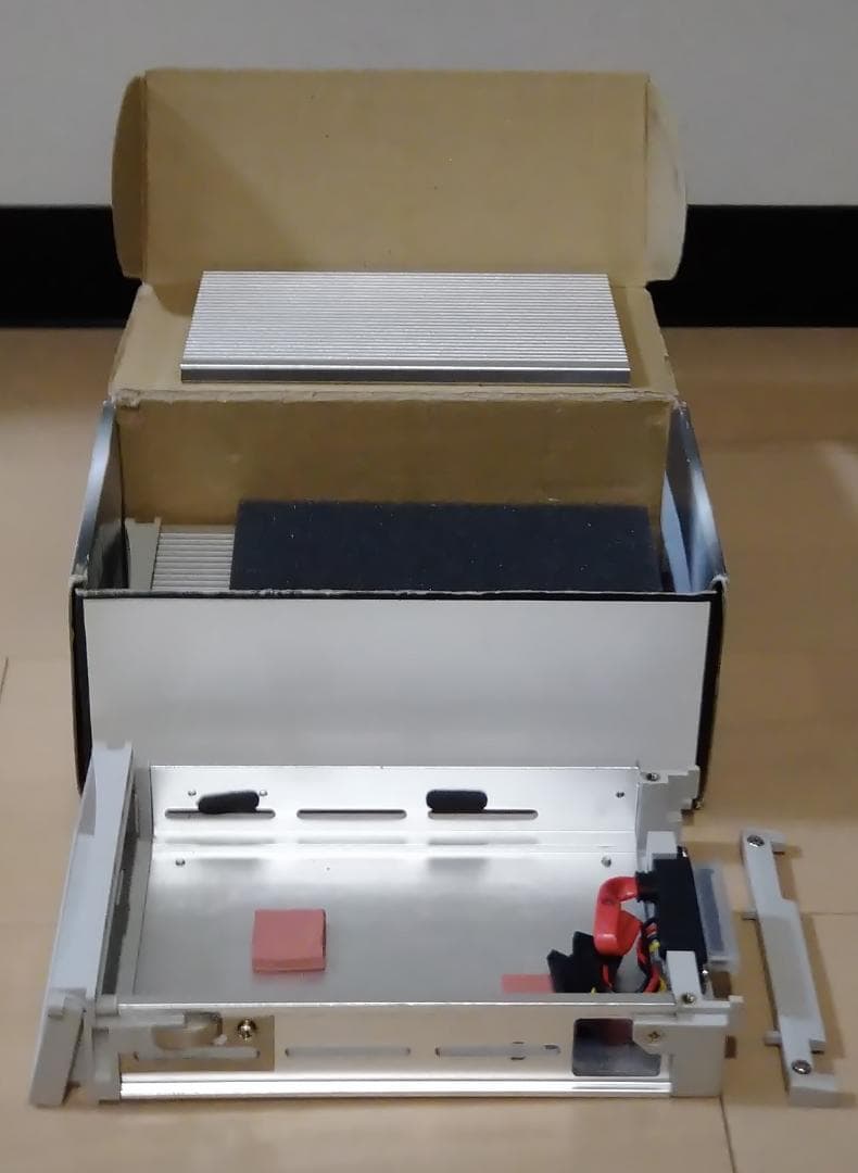 【中古品】REX-SATA HDDケース SA-35TRA-LG (6個セット)