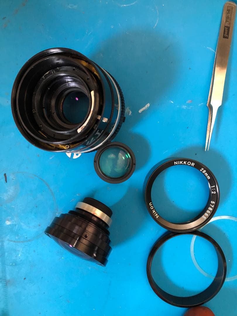 【寄れる大口径】Nikon Ai-s Nikkor 28mm F2 665