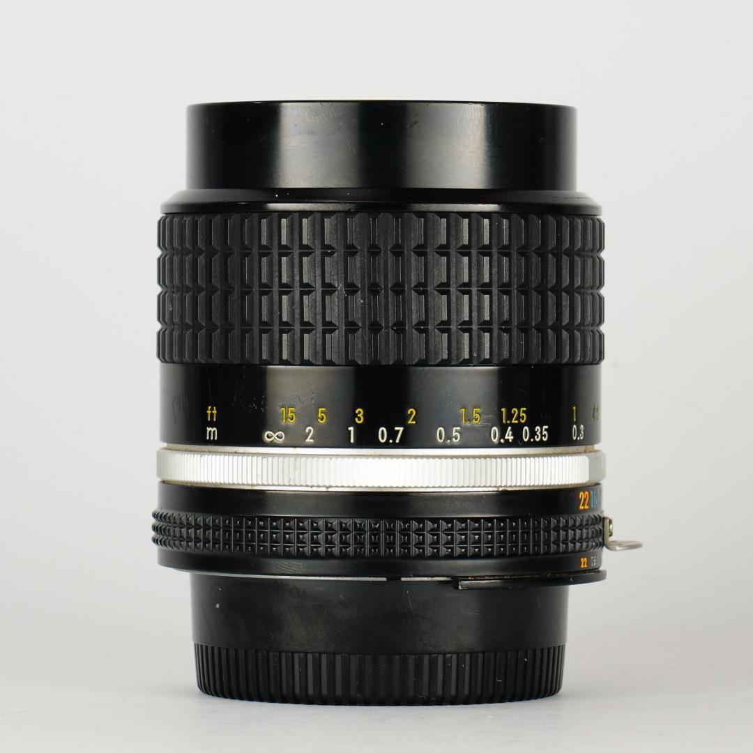 【寄れる大口径】Nikon Ai-s Nikkor 28mm F2 665