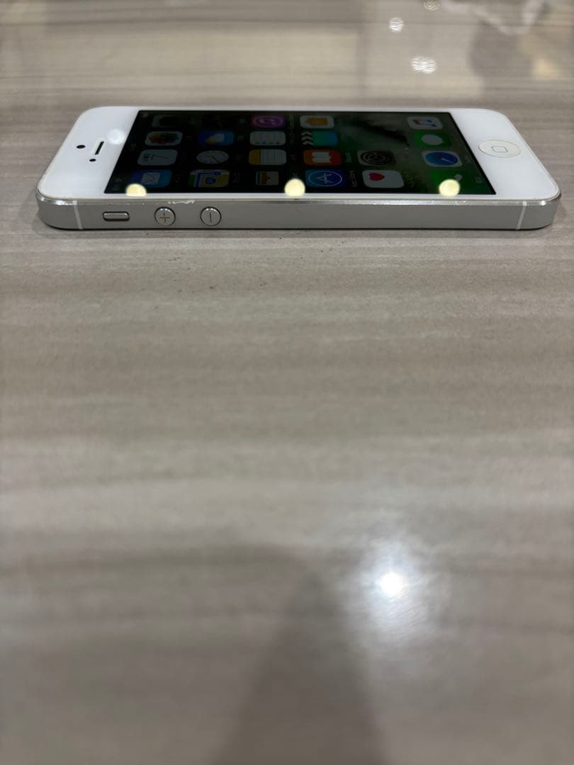 Apple iPhone SE・5s・5の3台セット