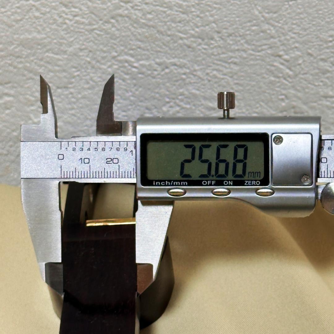 【即演奏可能】高級細棹三味線 正寸 紅木金細 子持綾杉胴 天然撥&駒他 備品多数