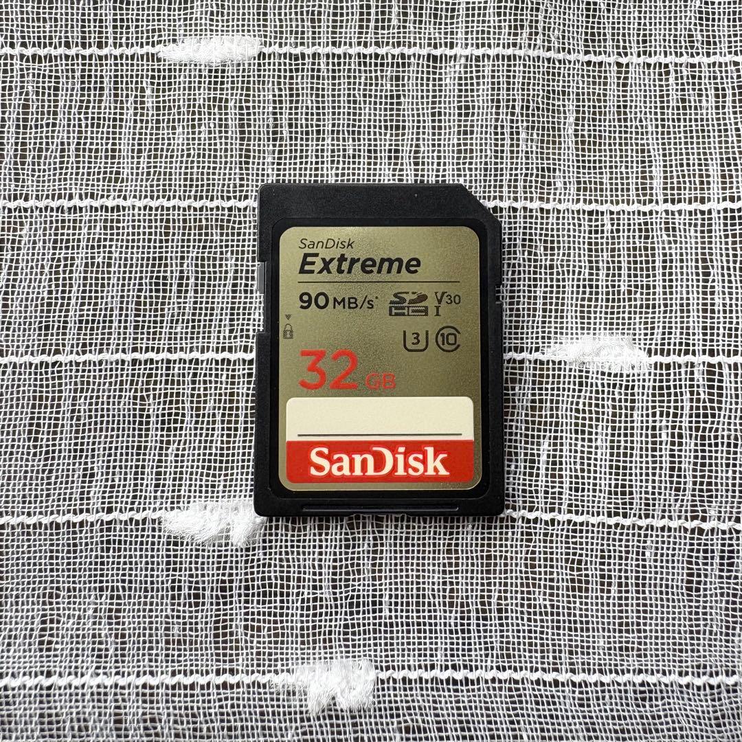 【美品】Canon KISS M(ホワイト)