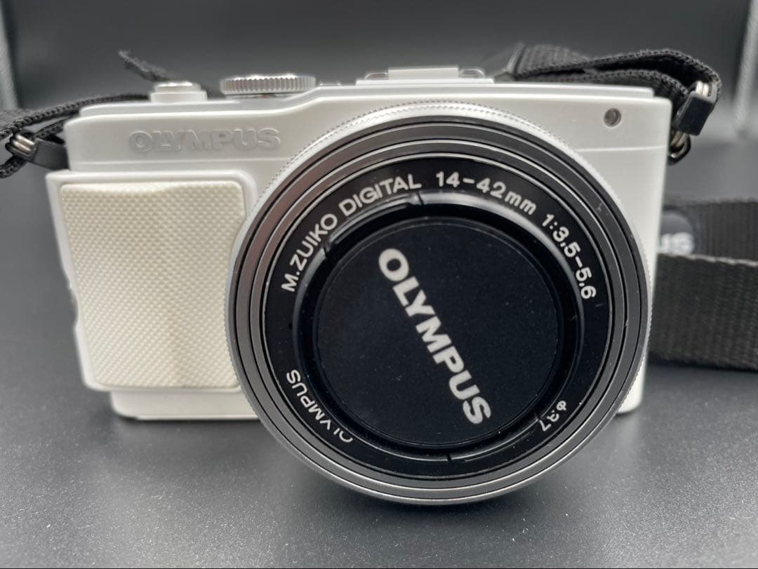 OLYMPUS E-PL6 ミラーレス一眼カメラ