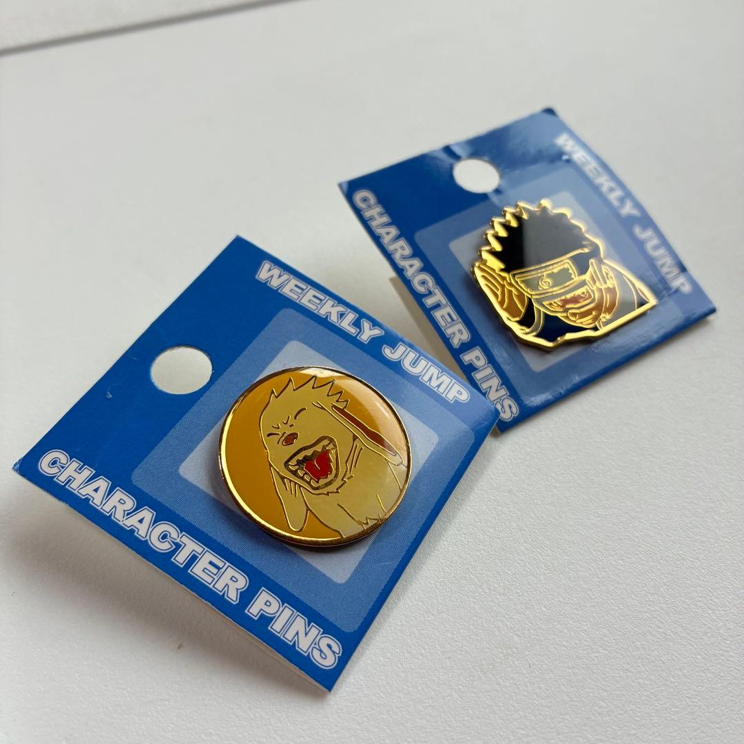 希少品★NARUTO★キャラクターピンズ★ジャンプショップ★うちはオビト★赤丸