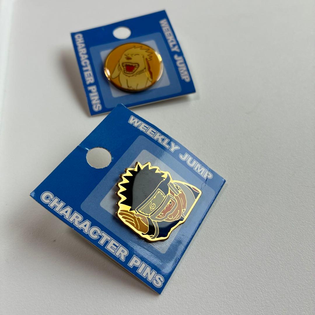 希少品★NARUTO★キャラクターピンズ★ジャンプショップ★うちはオビト★赤丸