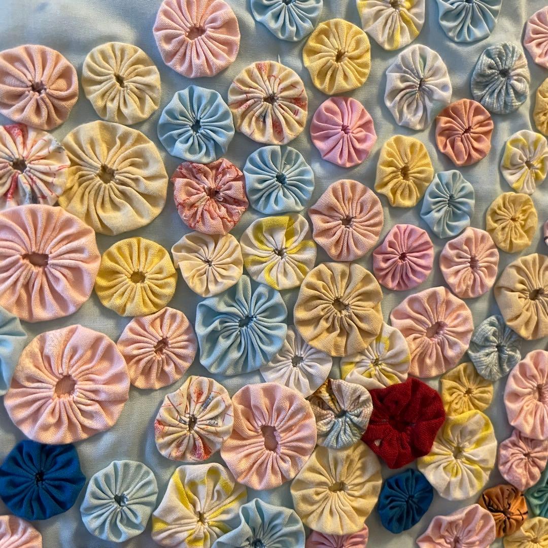 花束とハートのパッチワークタペストリー　ブーケ　80×82