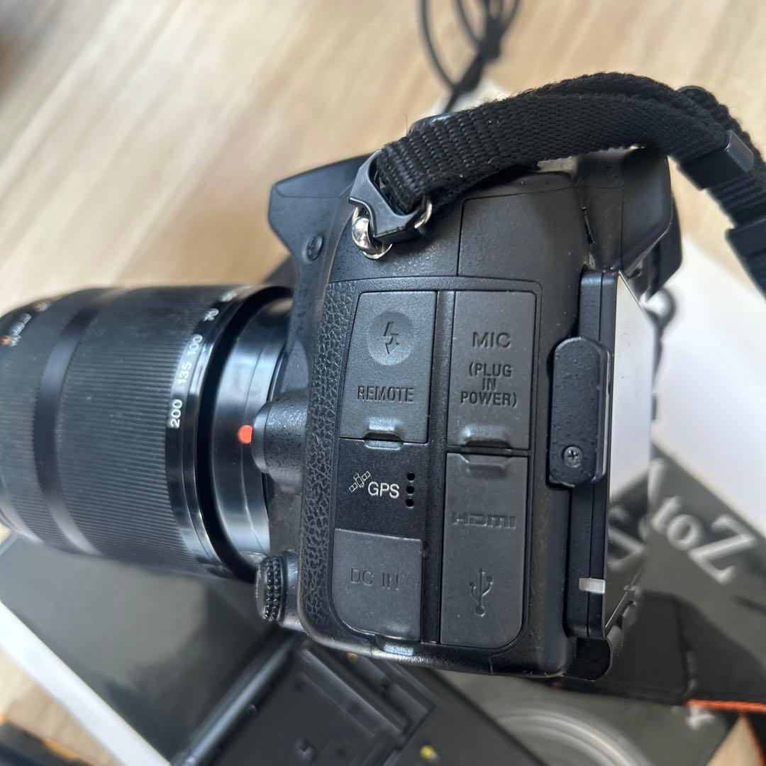 SONY ソニー デジタル一眼 α77 ボディ SLT-A77V レンズ