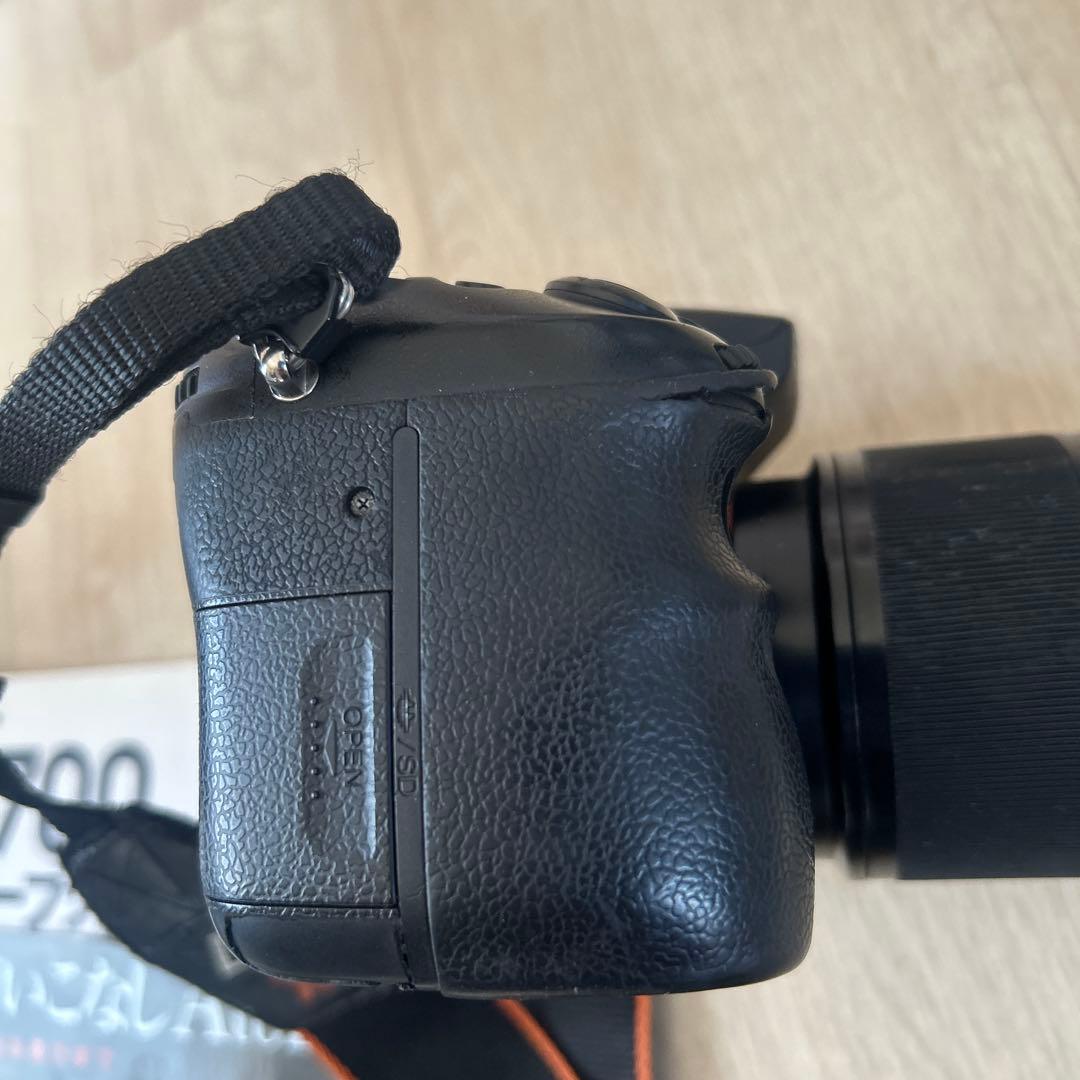 SONY ソニー デジタル一眼 α77 ボディ SLT-A77V レンズ