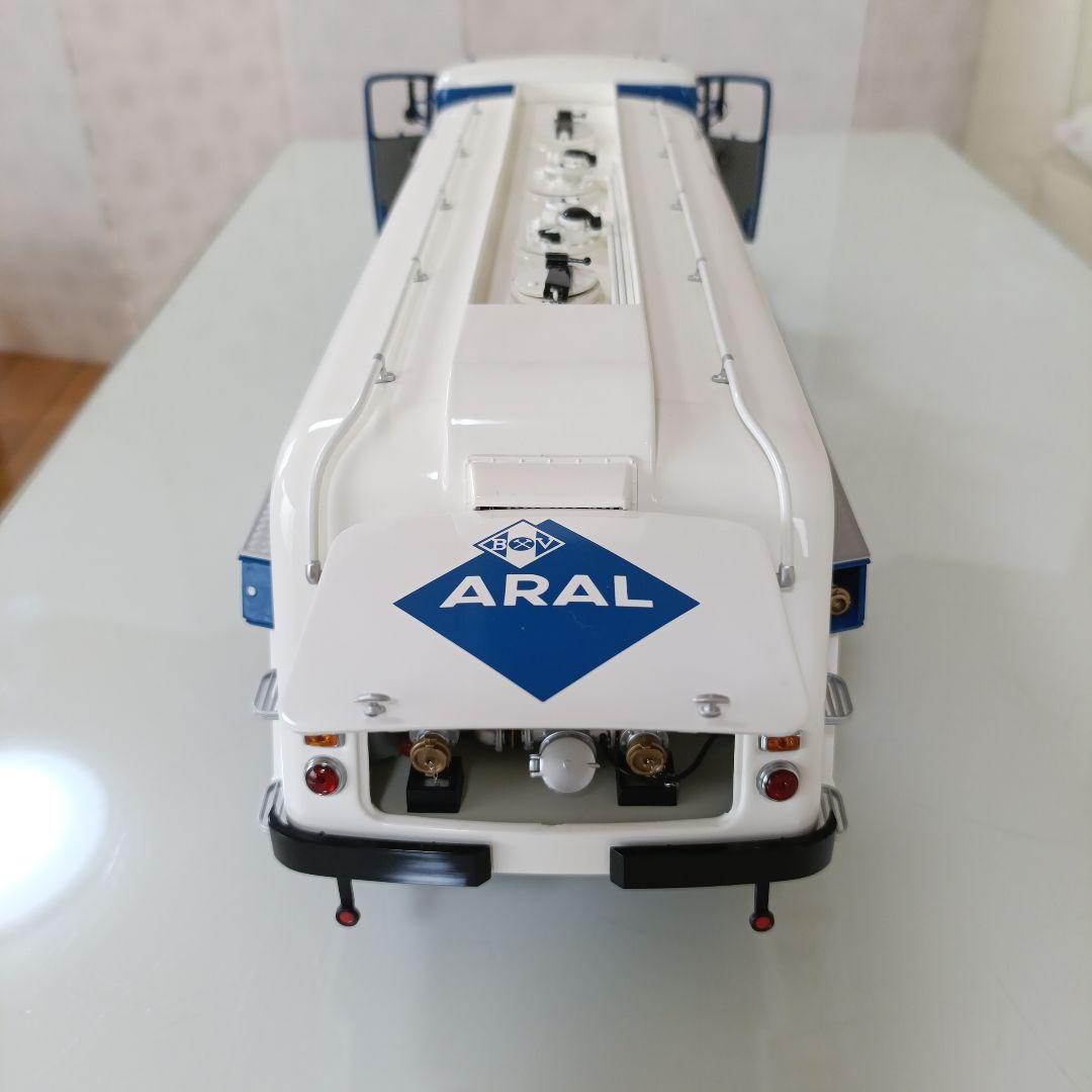 ミニチャンプス製　メルセデスベンツ L6600 タンクワゴン 1/18