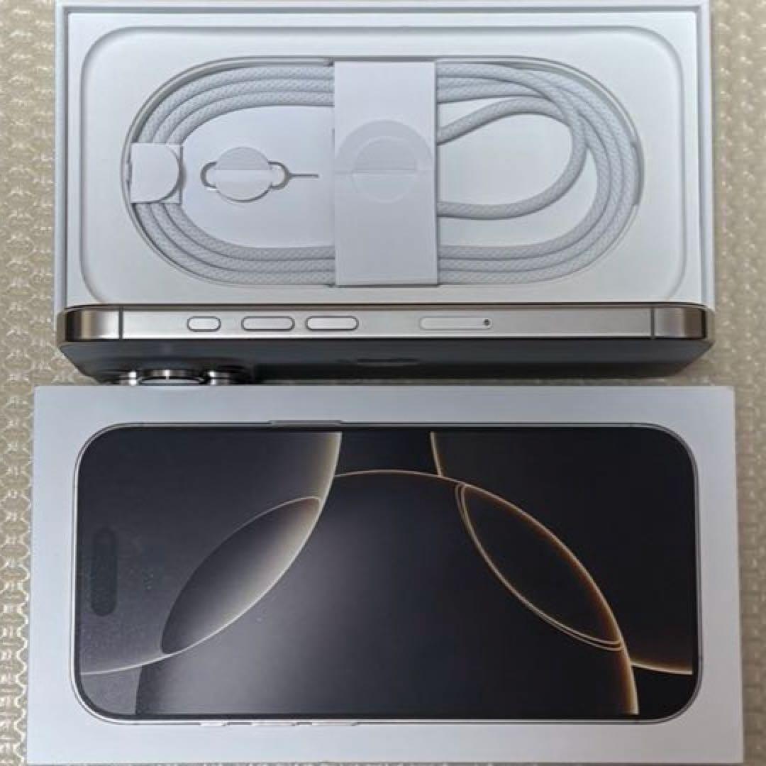 バッテリー容量100%！ iPhone16Pro 256GB SIMフリー 本体