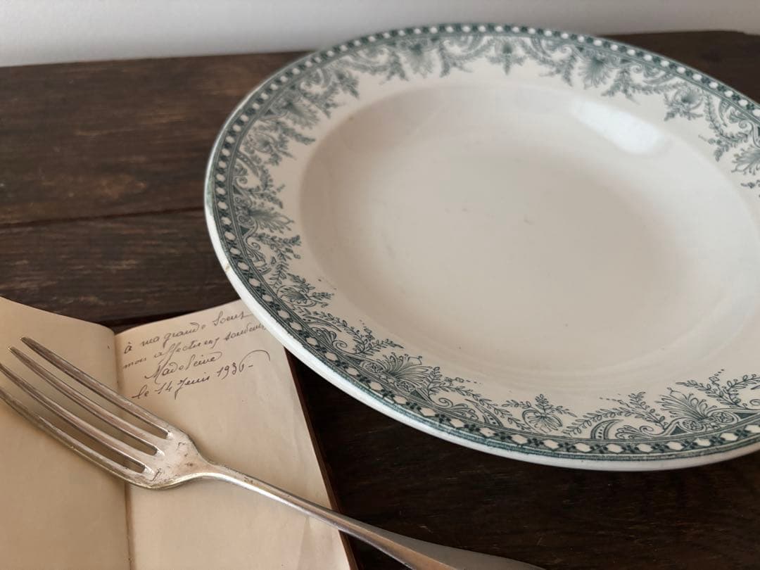 美品　ムーランデルー　美しい草花模様の深皿　フランスアンティーク皿　サンタマン