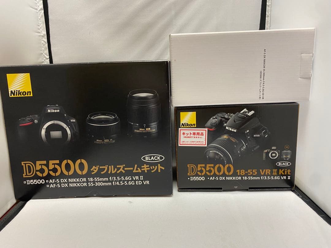 ショット数348回のみ★美品★ニコン Nikon D5300ダブルズームキット
