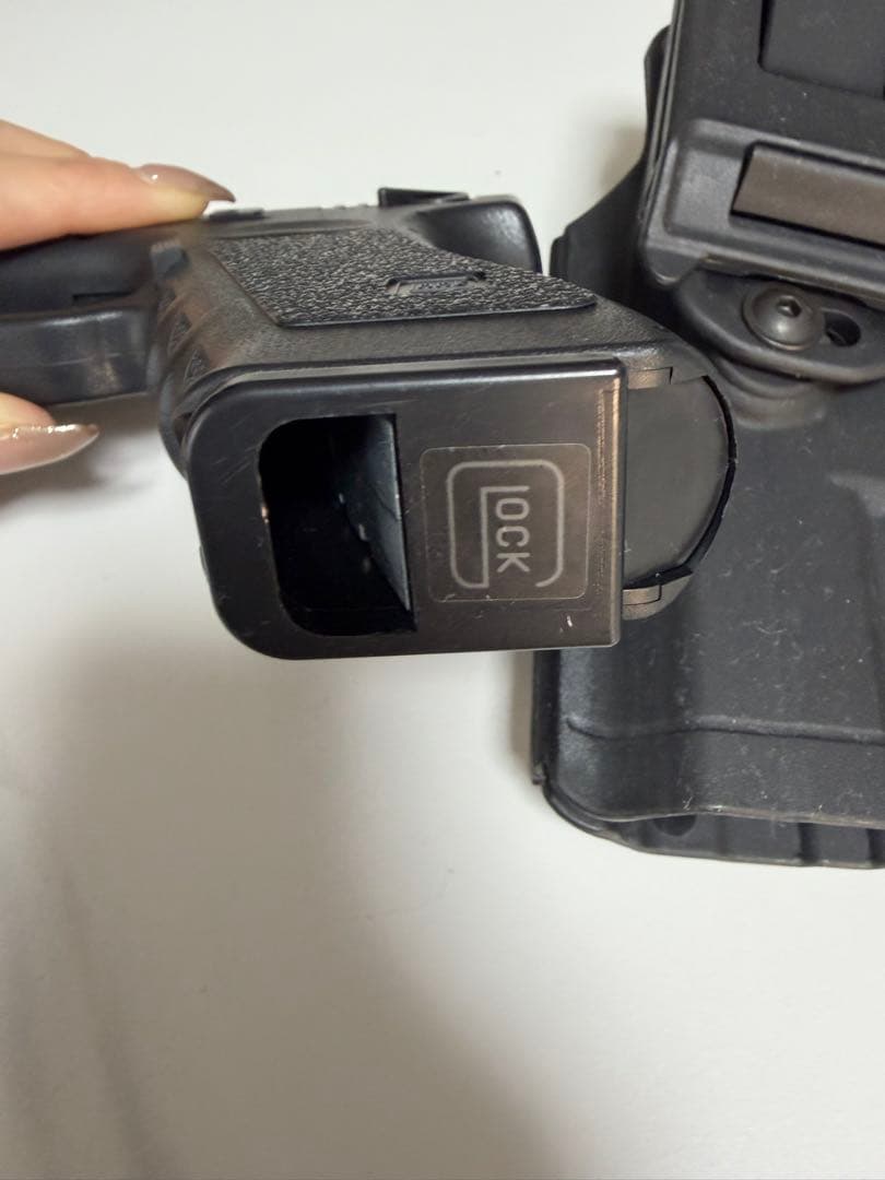 東京マルイ Glock 18C グロック18c ガン　銃　マガジンホルスター付き