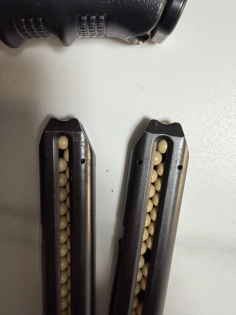 東京マルイ Glock 18C グロック18c ガン　銃　マガジンホルスター付き