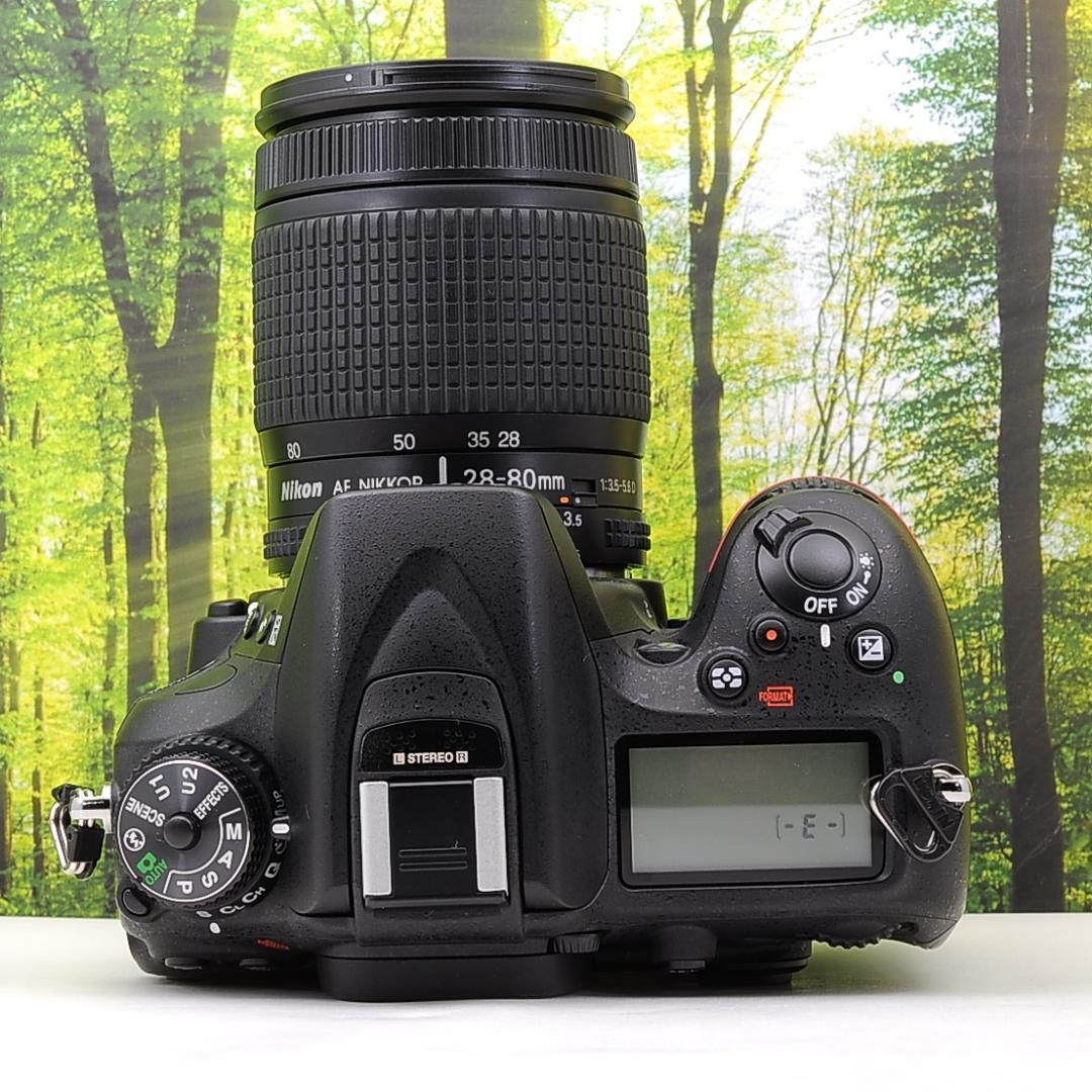 スマホ転送セット☆Nikon D7100 ダブル☆高速AFの一眼レフカメラ