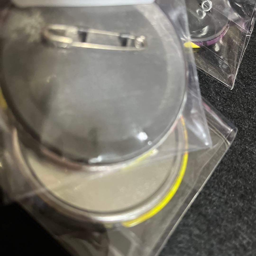 ペルソナ4 主人公 鳴上悠　缶バッジ　タオル