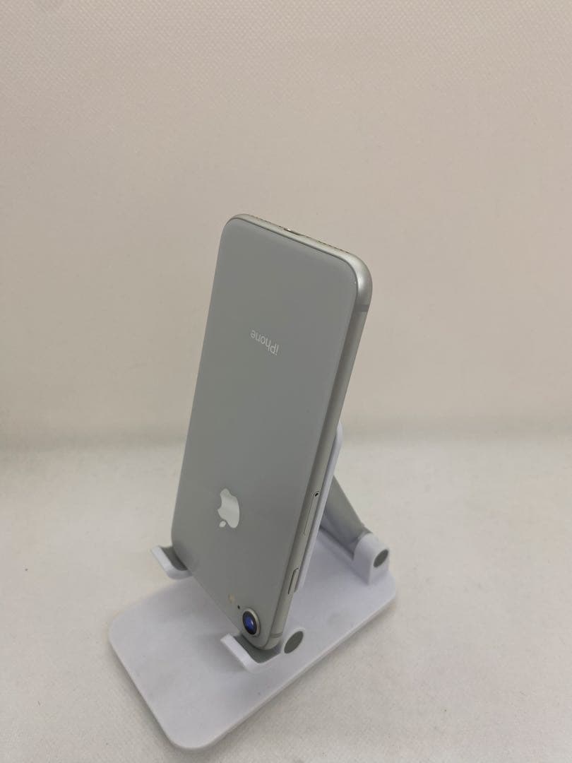 iPhone 8 64GB SIMフリー 64070