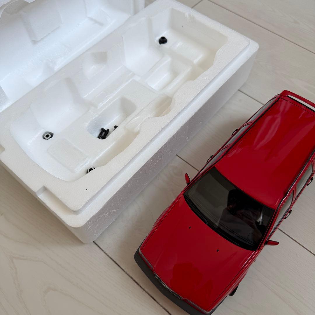 AUTOart VOLVO 850R V70 ボルボ 1:18 1/18