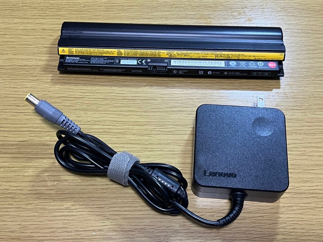 【ストレージ無し・オマケ付き】Lenovo ThinkPadEdge11