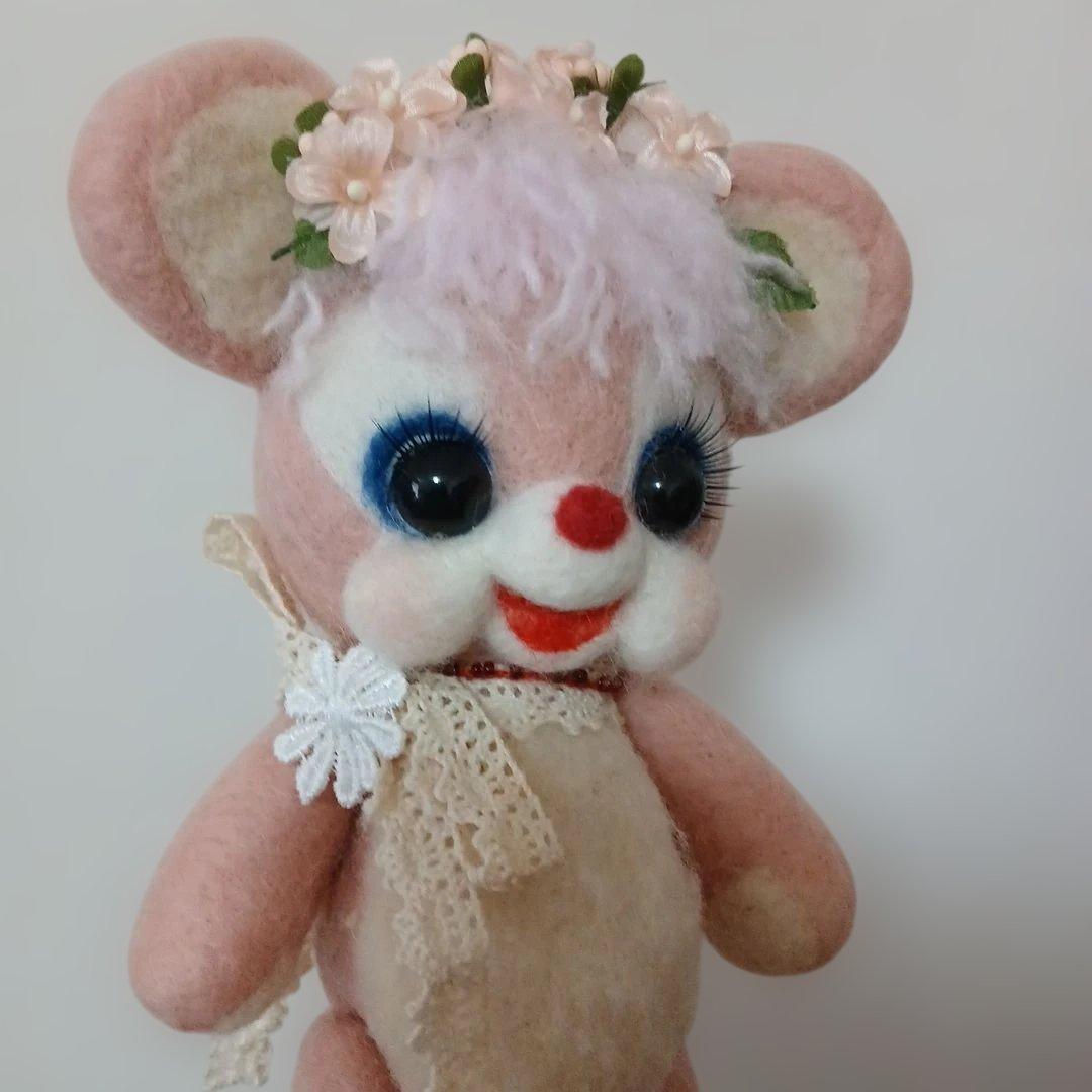 作家様　羊毛フェルト　クマ　ぬいぐるみ