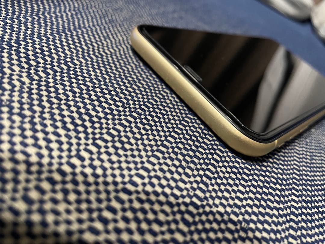 Apple iPhone XR 128GB SIMフリー xr イエロー