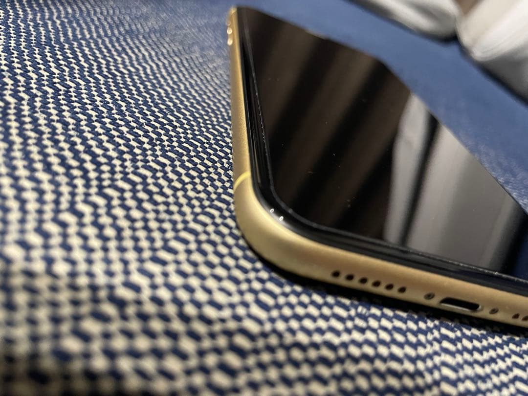 Apple iPhone XR 128GB SIMフリー xr イエロー