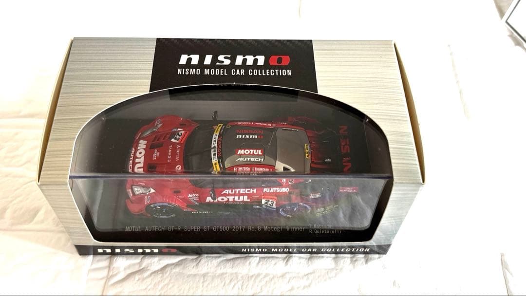 ミニカー MOTUL AUTECH GT-R SUPER GT GT500 2017