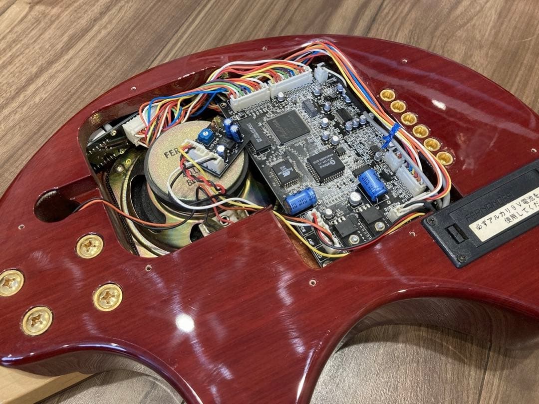 FERNANDES DIGI-ZO HYPER WR ZO-3 コンデンサ交換み
