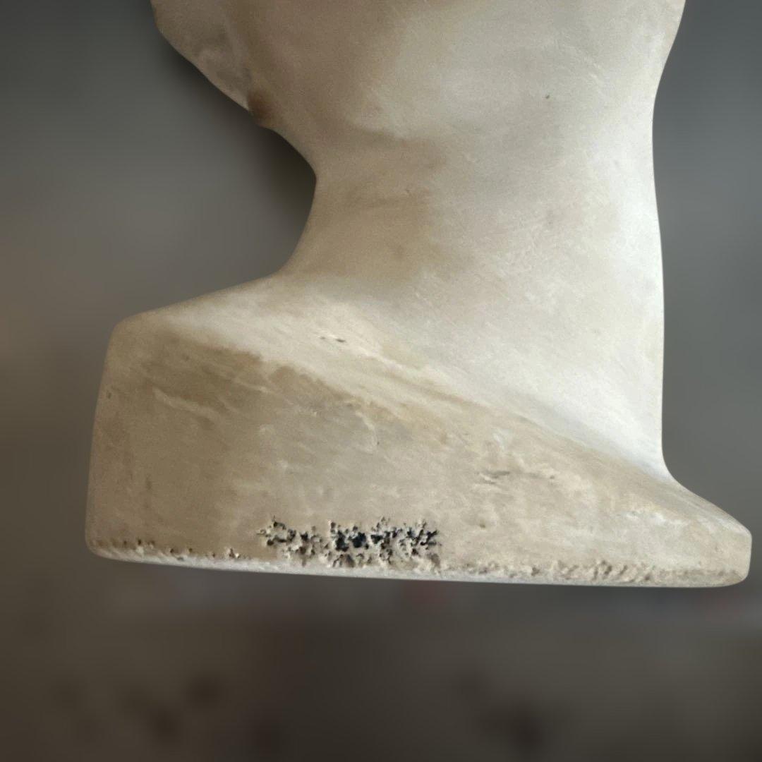 女性の頭部像 石膏製 約30cm