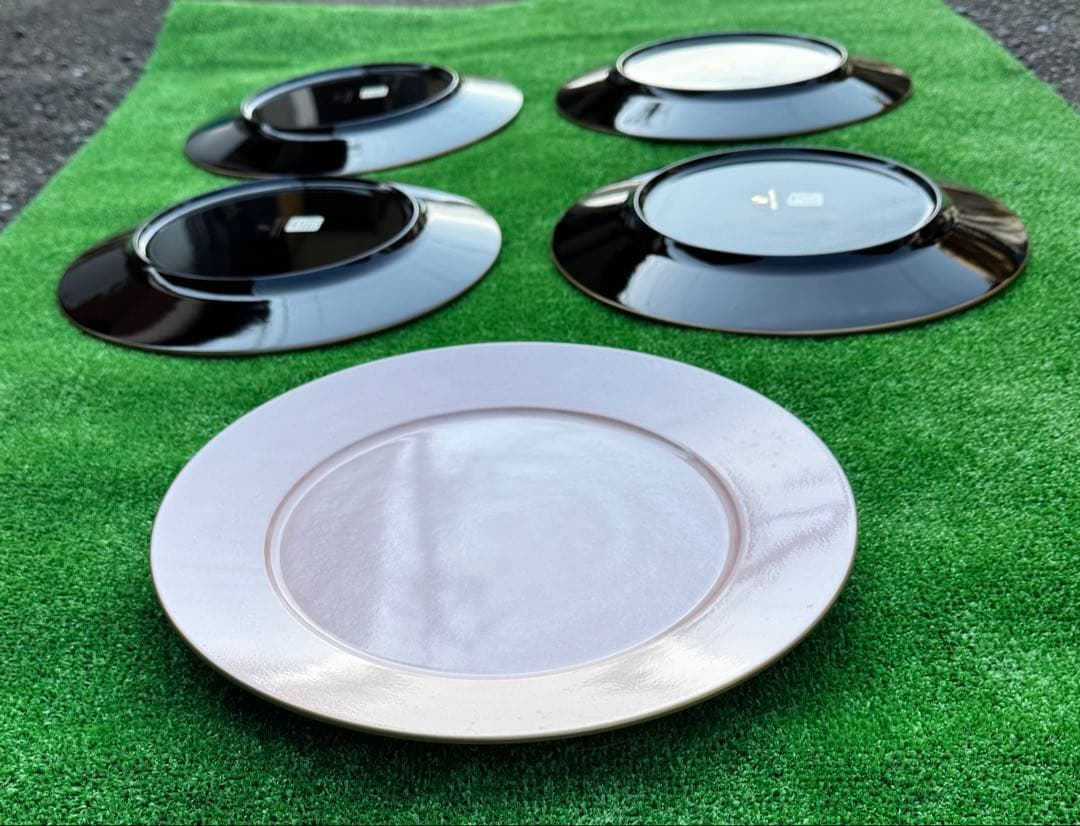 「ラックヌーボー」のプレート（チャージャープレート／飾り皿）　　①