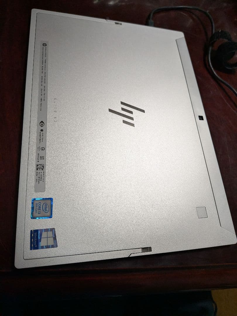HP Elite x2 本体 Intel Core i3＋キーボードマウス