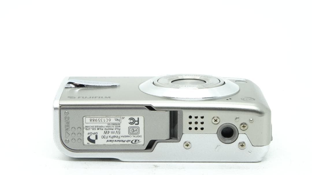 【U3105】 FUJIFILM FINEPIX F30 フジフィルム