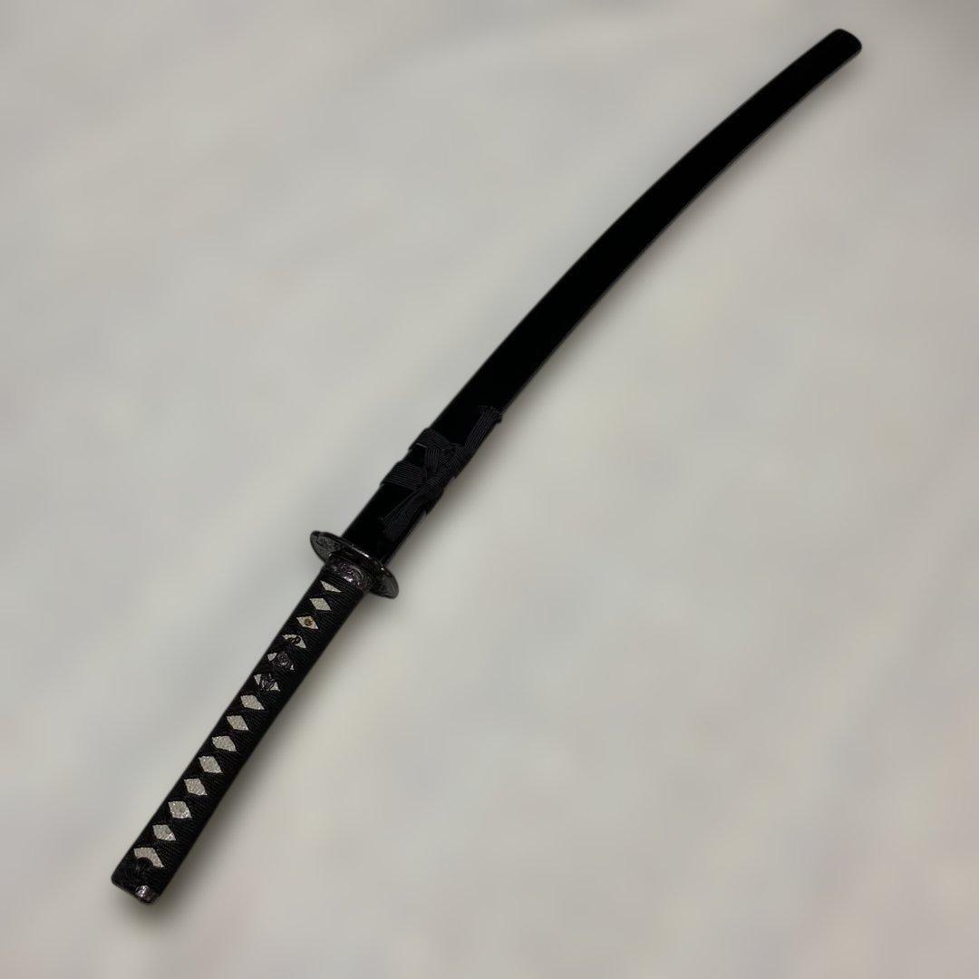 高級居合刀 黒柄 富士昇龍木瓜黒鍔 黒呂鞘
