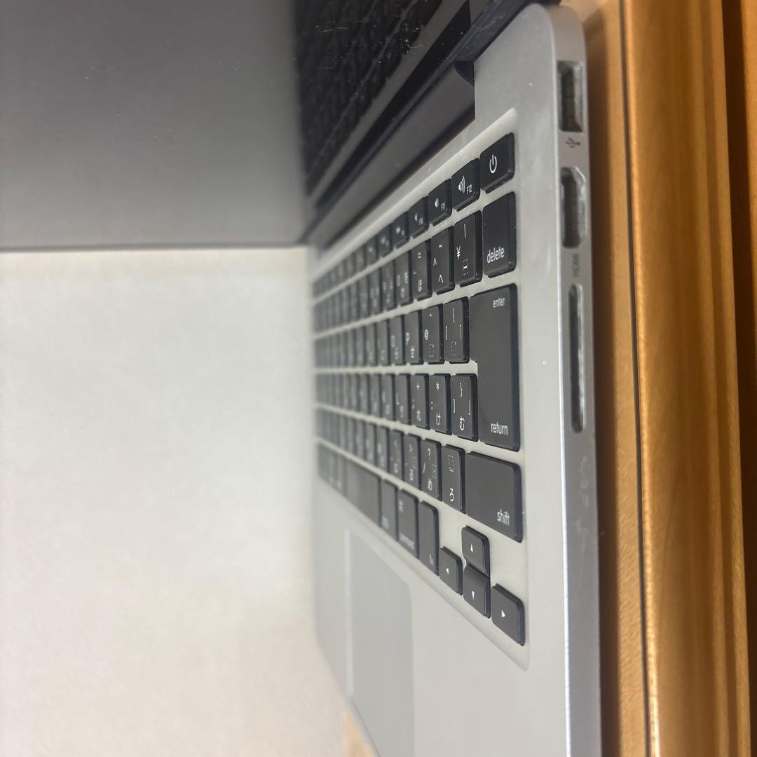 MacBook Pro Retina 13/i5/8G/512GB初期化済