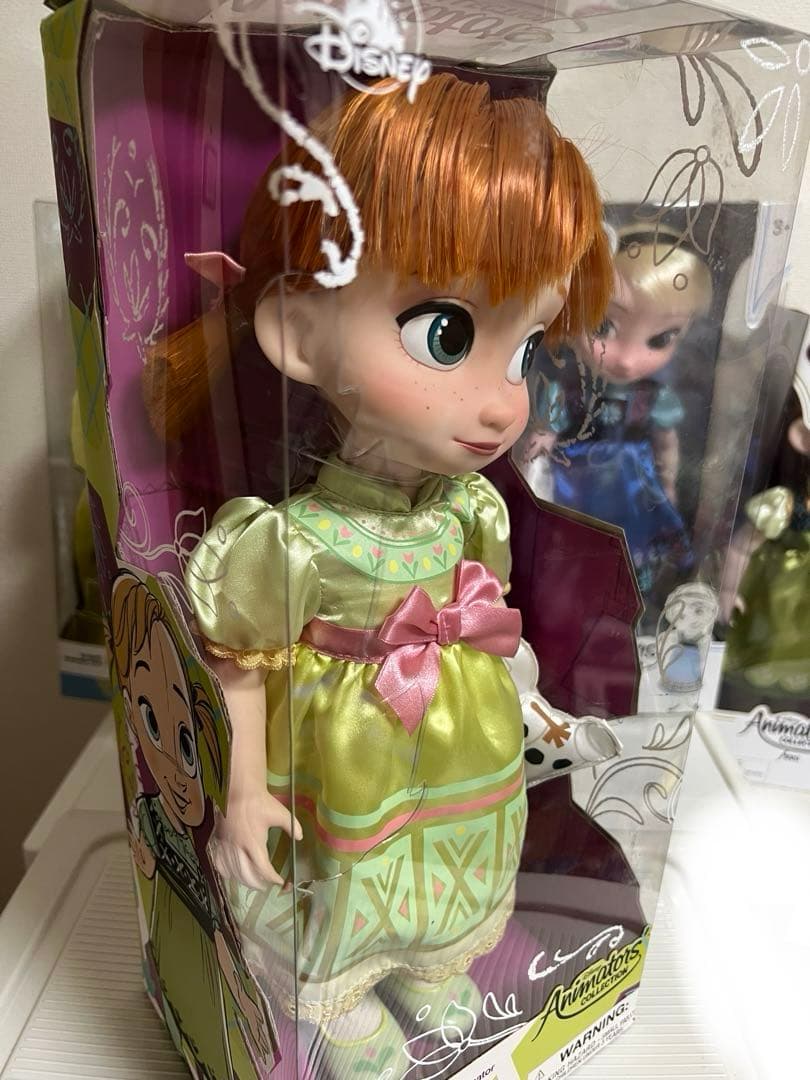 ディズニーアニメータードール人形（アナ、エルサ、クリストフ）新品
