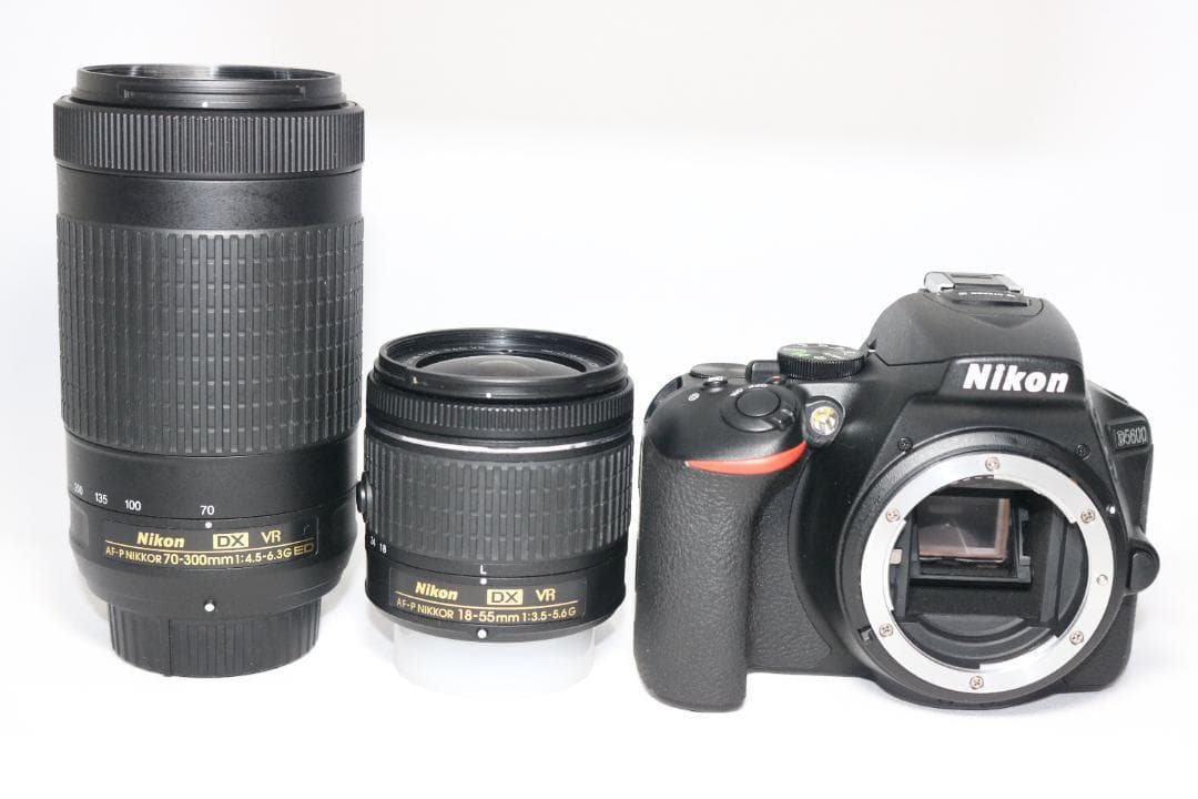 超望遠キット⭐美品 S回数少⭐シリーズ最新！Nikon D5600 ⭐一眼レフ