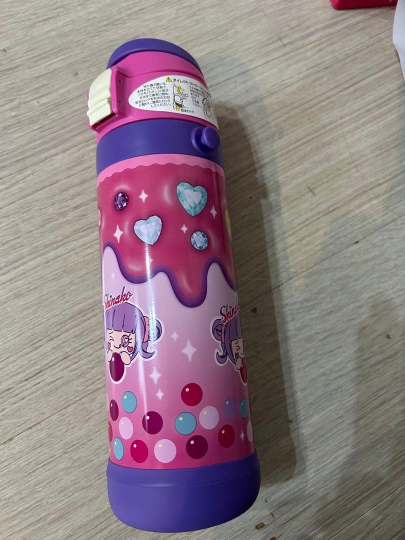 新品未開封　しなこ 水筒 ボトル 600ml