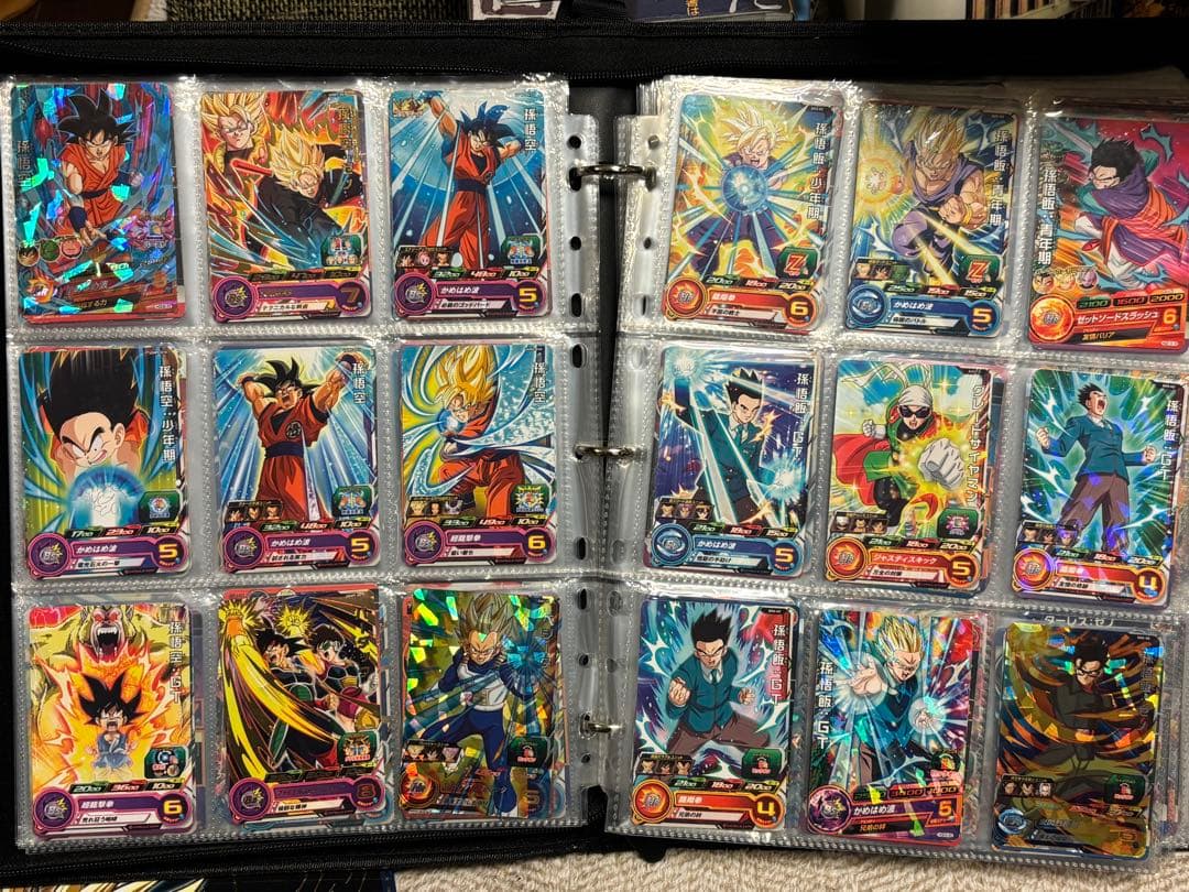 ドラゴンボールヒーローズ◾️カード300枚以上セット◾️ケース付き①◾️値段交渉歓迎！