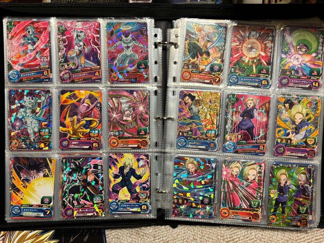 ドラゴンボールヒーローズ◾️カード300枚以上セット◾️ケース付き①◾️値段交渉歓迎！