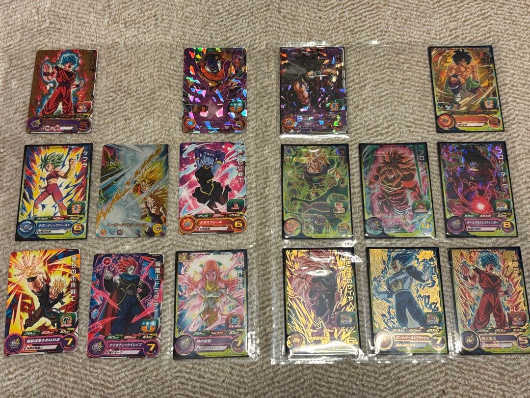 ドラゴンボールヒーローズ◾️カード300枚以上セット◾️ケース付き①◾️値段交渉歓迎！