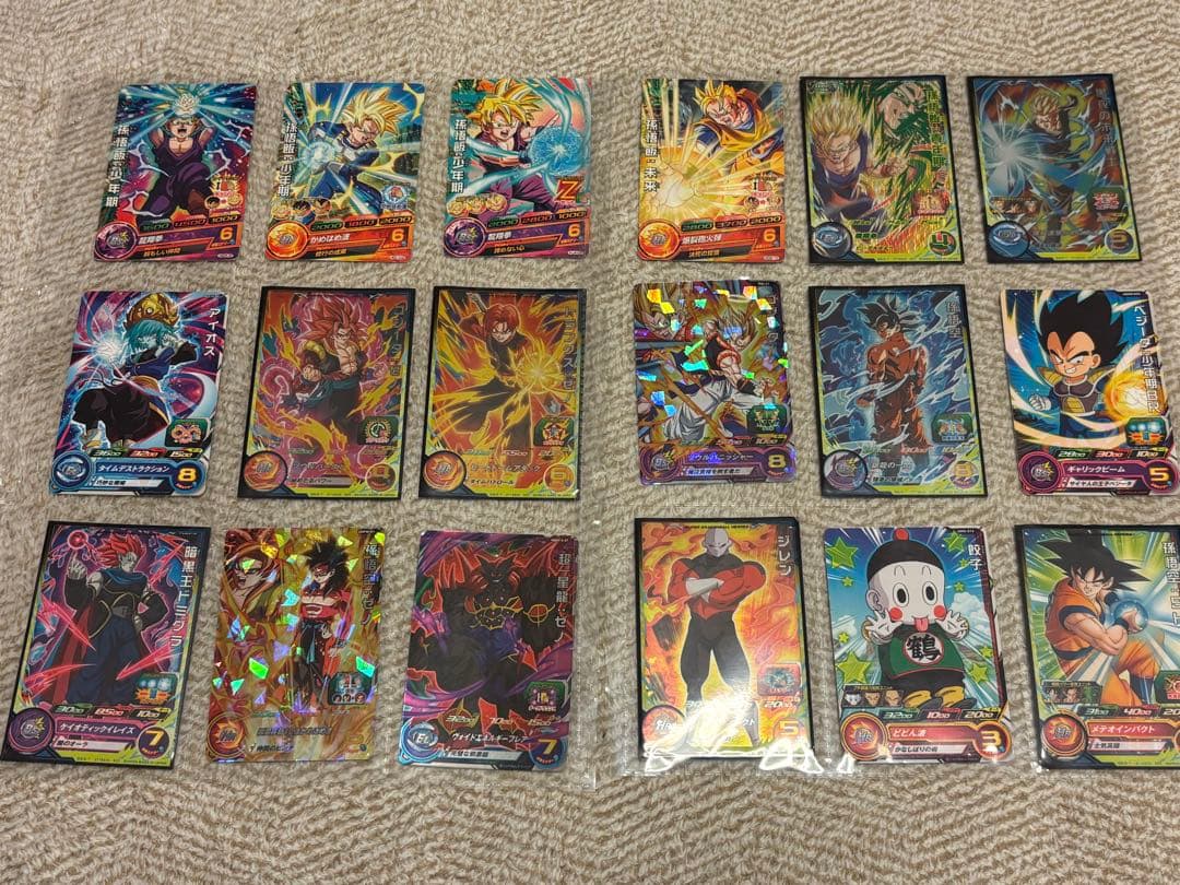ドラゴンボールヒーローズ◾️カード300枚以上セット◾️ケース付き①◾️値段交渉歓迎！