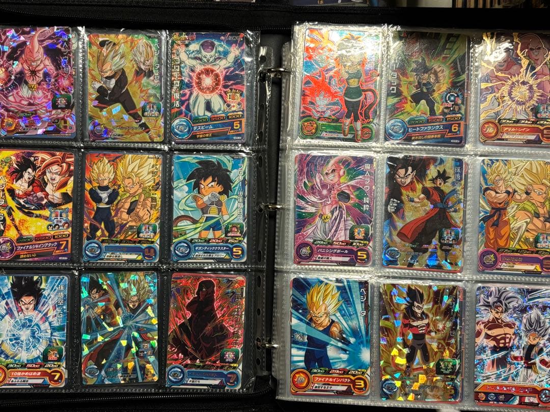 ドラゴンボールヒーローズ◾️カード300枚以上セット◾️ケース付き①◾️値段交渉歓迎！