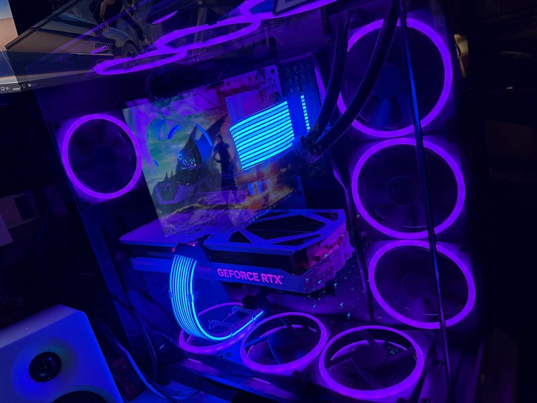 GALAX GeForce RTX 4070 12GB 中古　動作良好　ホワイト