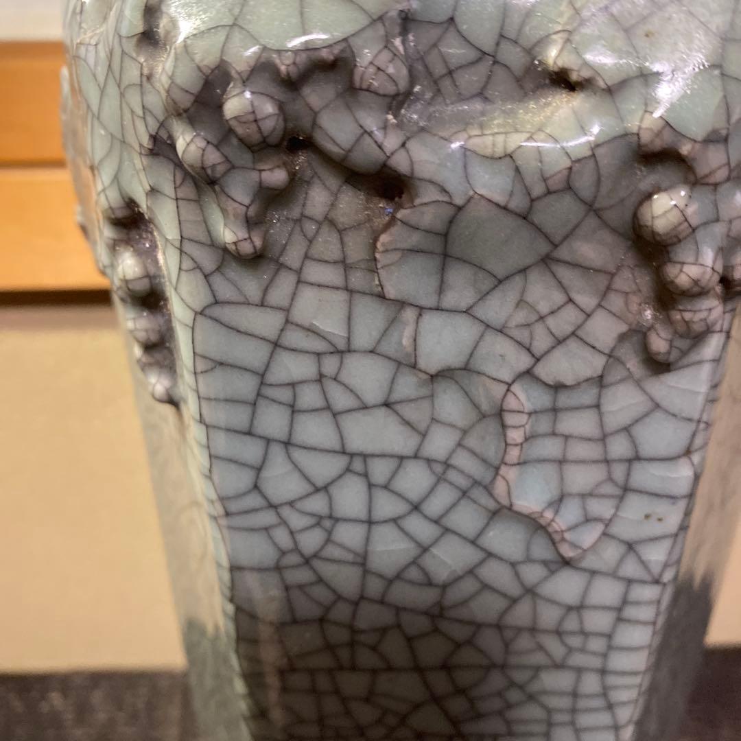 中国古玩　青磁山葡萄文面取花生　31cm13cm