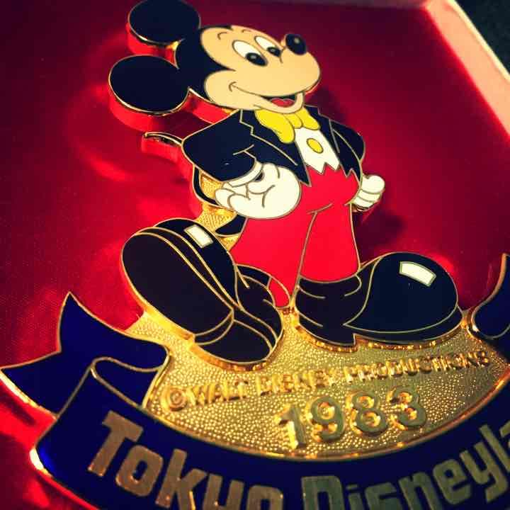 【激レア】 disney ディズニー カーバッジ ミッキー TDL レトロ雑貨
