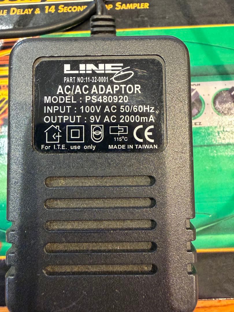 Line 6 DL4 Delay Modeler 元箱・アダプター付 動作確認済