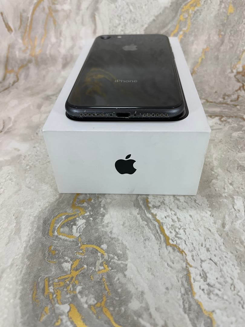【美品】iPhone 8 バッテリー91%