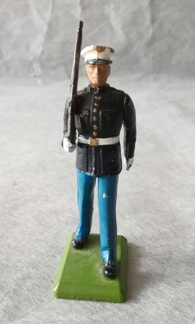 鉛の兵隊　米国海兵隊パレード　BRITAINS　英国製　ヴィンテージフィギュア